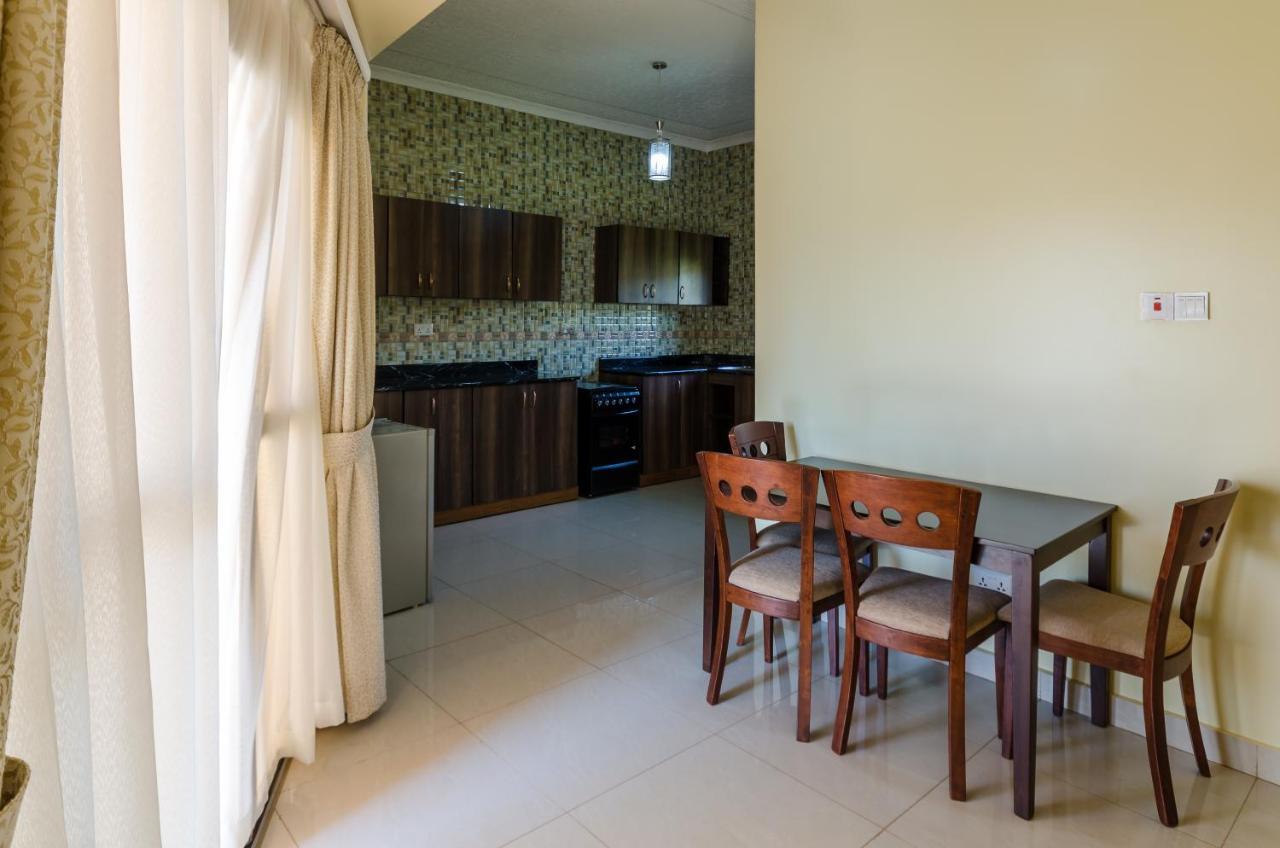 كامبالا Las Vegas Garden Hotel المظهر الخارجي الصورة